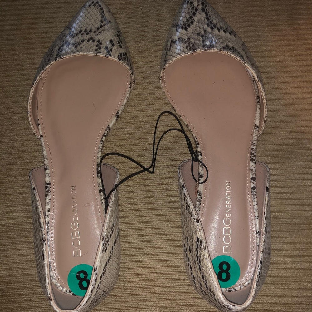 Bcbgeneration Flats